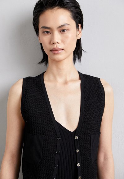 sandro POINT FANTAISIE POCHES - Vest - noir