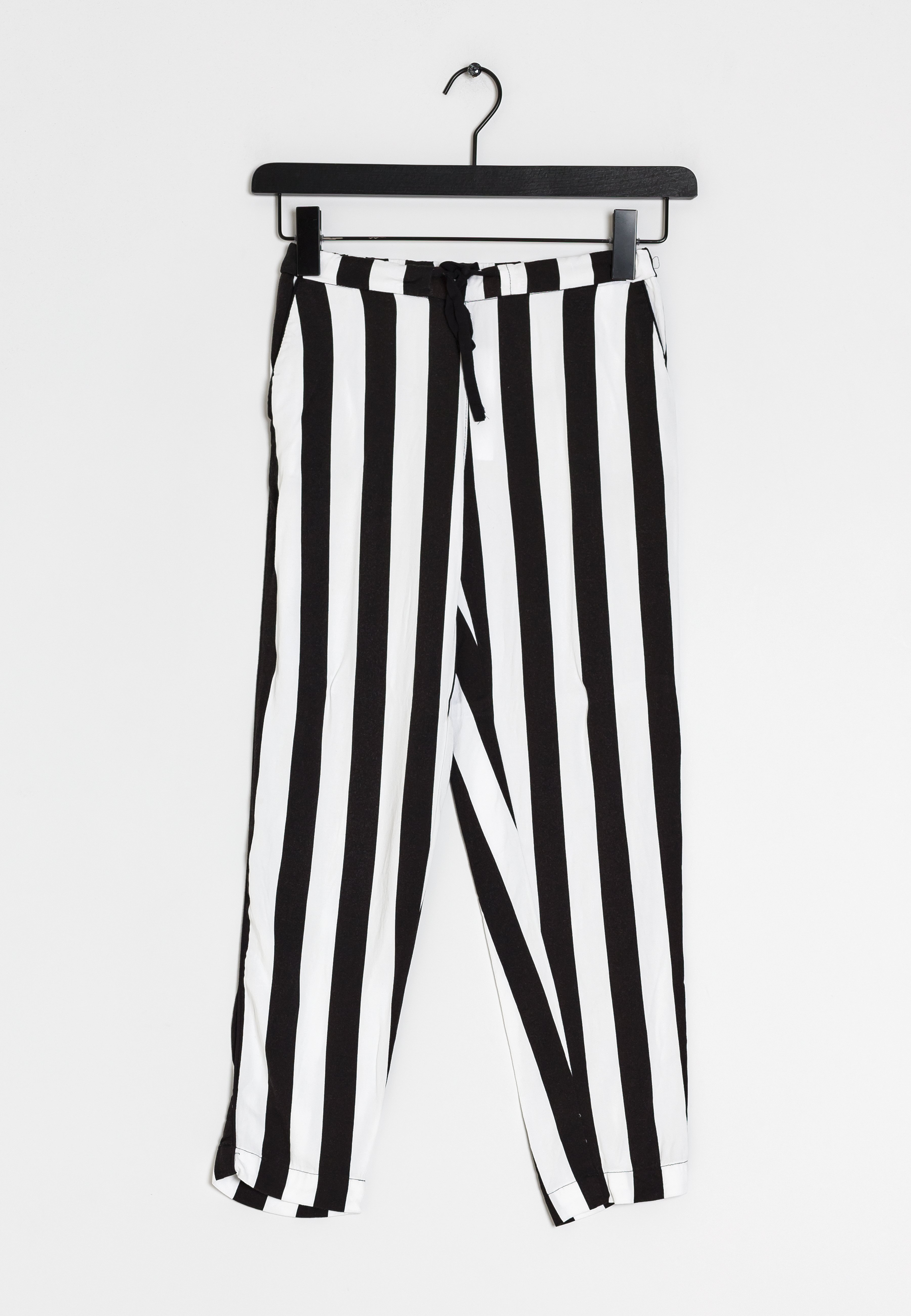 pantalón y blusa pegados