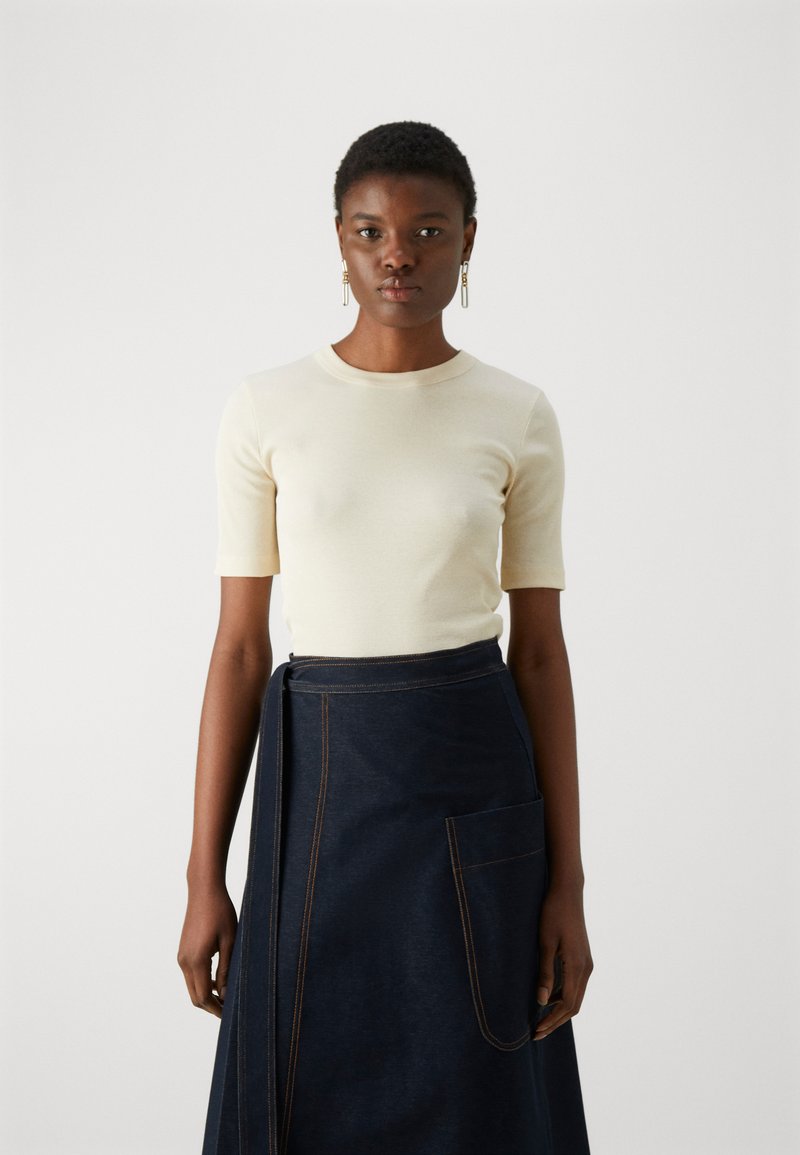 IVY OAK - KRISTIN - T-shirts - almond milk, Forstørre