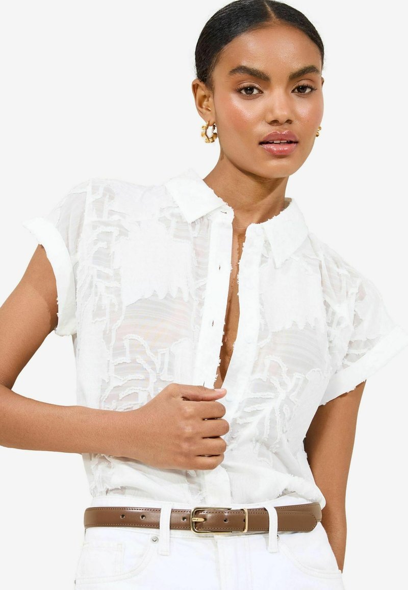 Lipsy - REGULAR FIT -THROUGH SHORT SLEEVE  - Button-down blouse - white, Enlarge