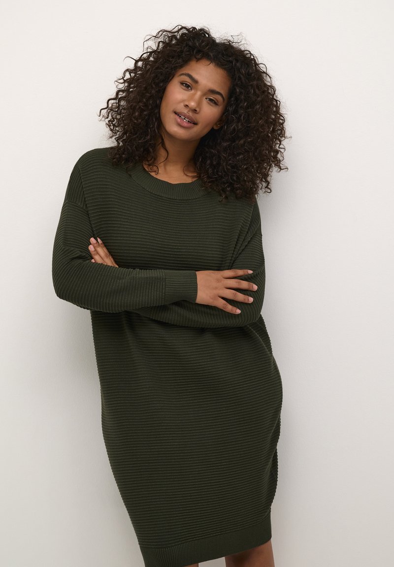 Kaffe Curve BELL  - Strickkleid - forest night