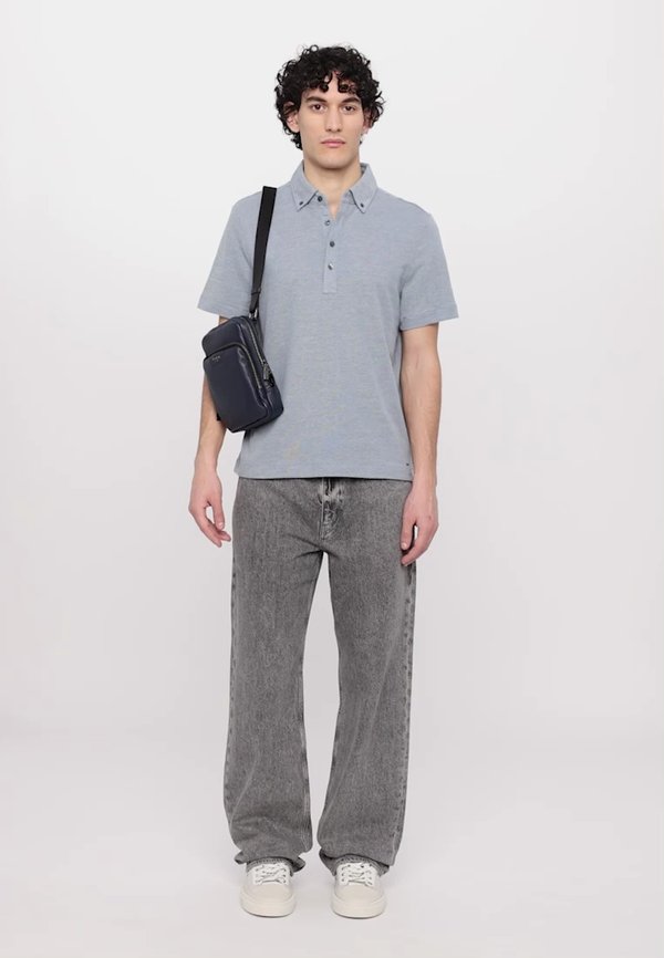 Polo shirt - chambray3