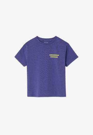 T-shirt court à manches courtes violet avec texte jaune "AMERICAN VINTAGE" sur la poitrine gauche, col rond, design uni.
