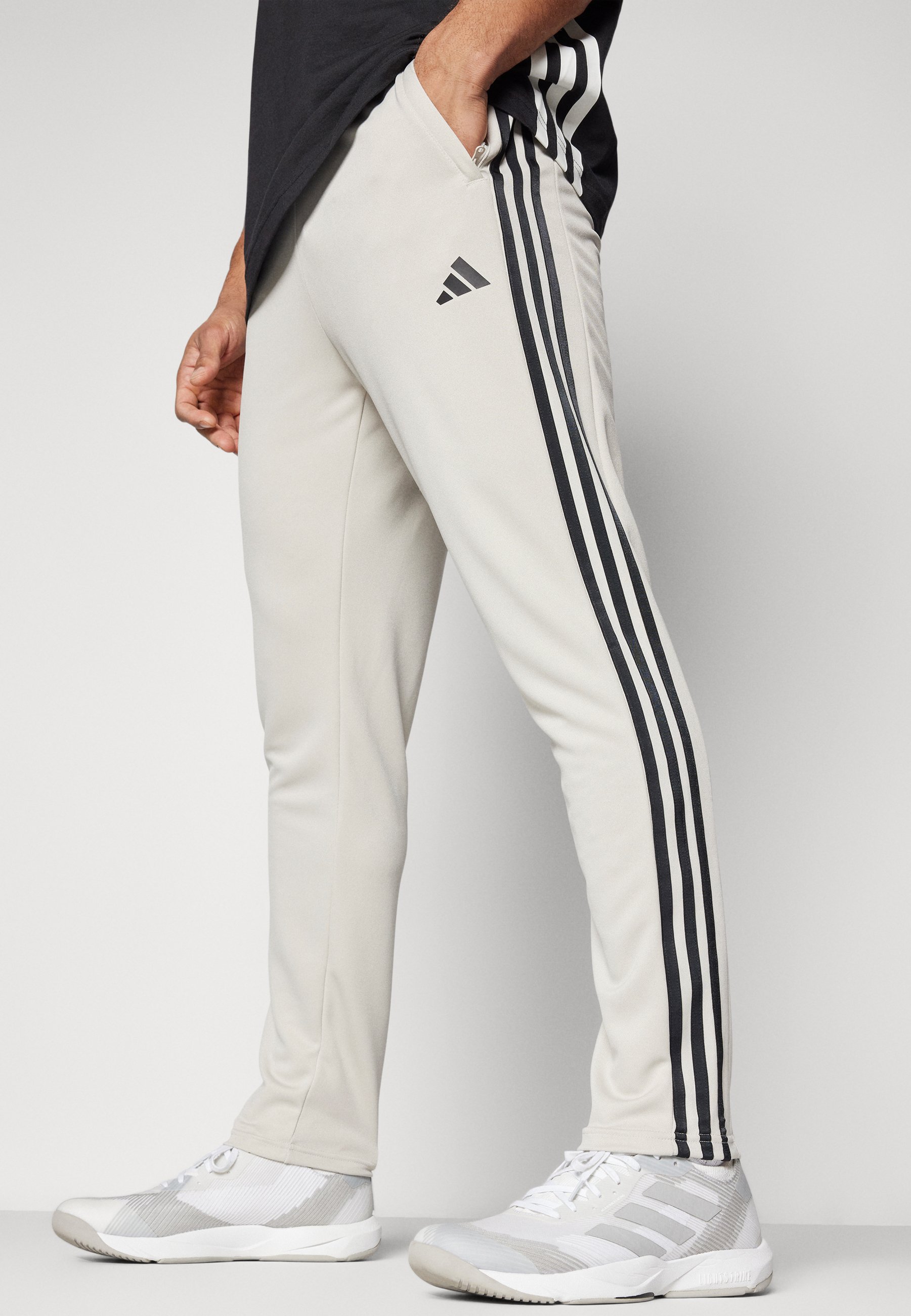 adidas essentials performance