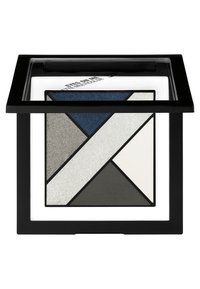 Palette di ombretti multicolore in una confezione quadrata. Presenta cinque sezioni geometriche con colori: blu scuro, argento, bianco, grigio e nero.