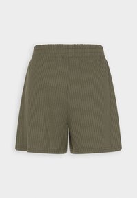 Shorts côtelés vert olive en tissu extensible avec une taille élastique et une coupe droite. Pas de poches visibles ni de détails métalliques.