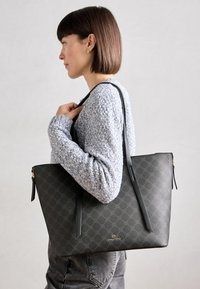 Rankinė - grey/black