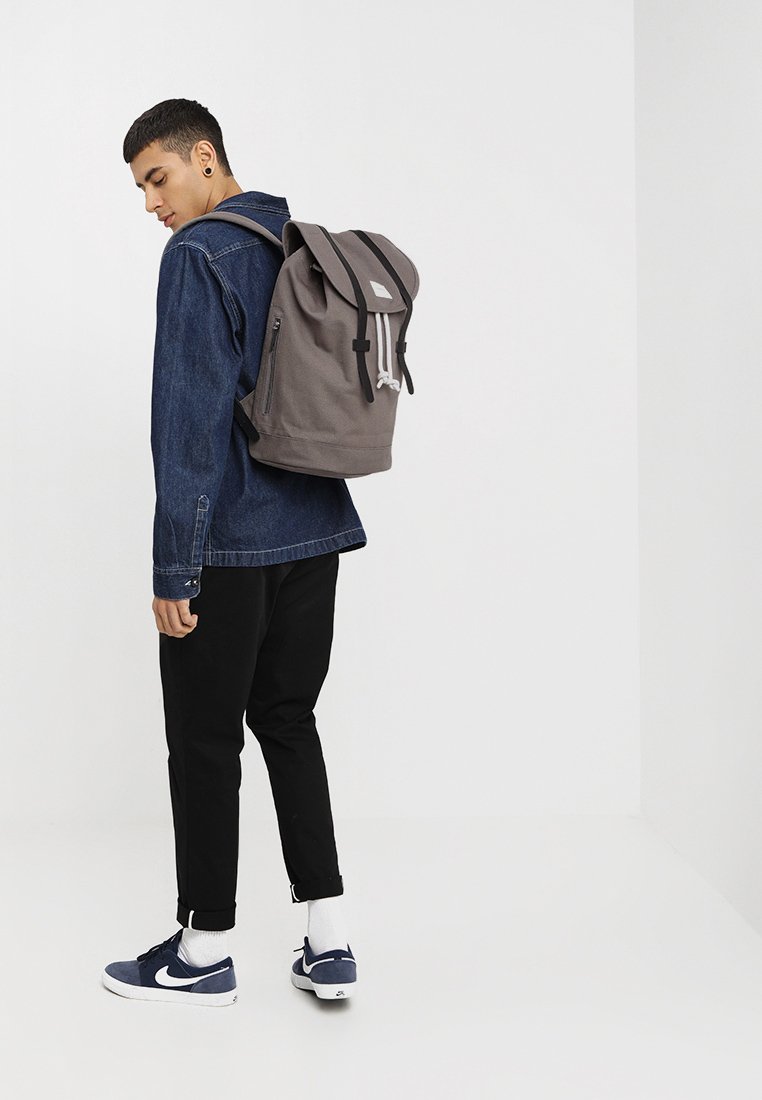 sandqvist stig large grey