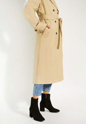 OTTACK BLOCK - Classic ankle boots - black