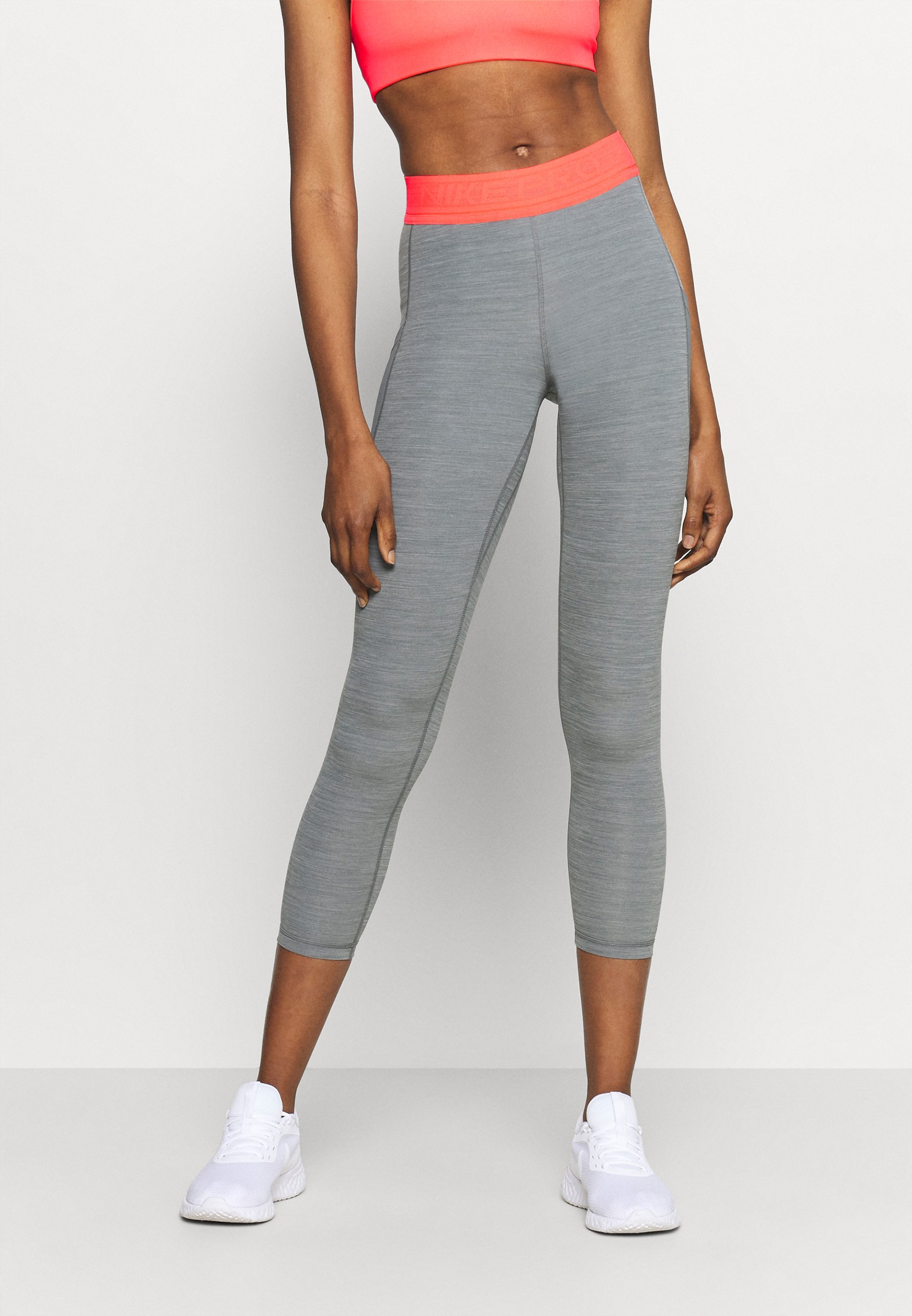 smoke grey heather/bright mango/white 