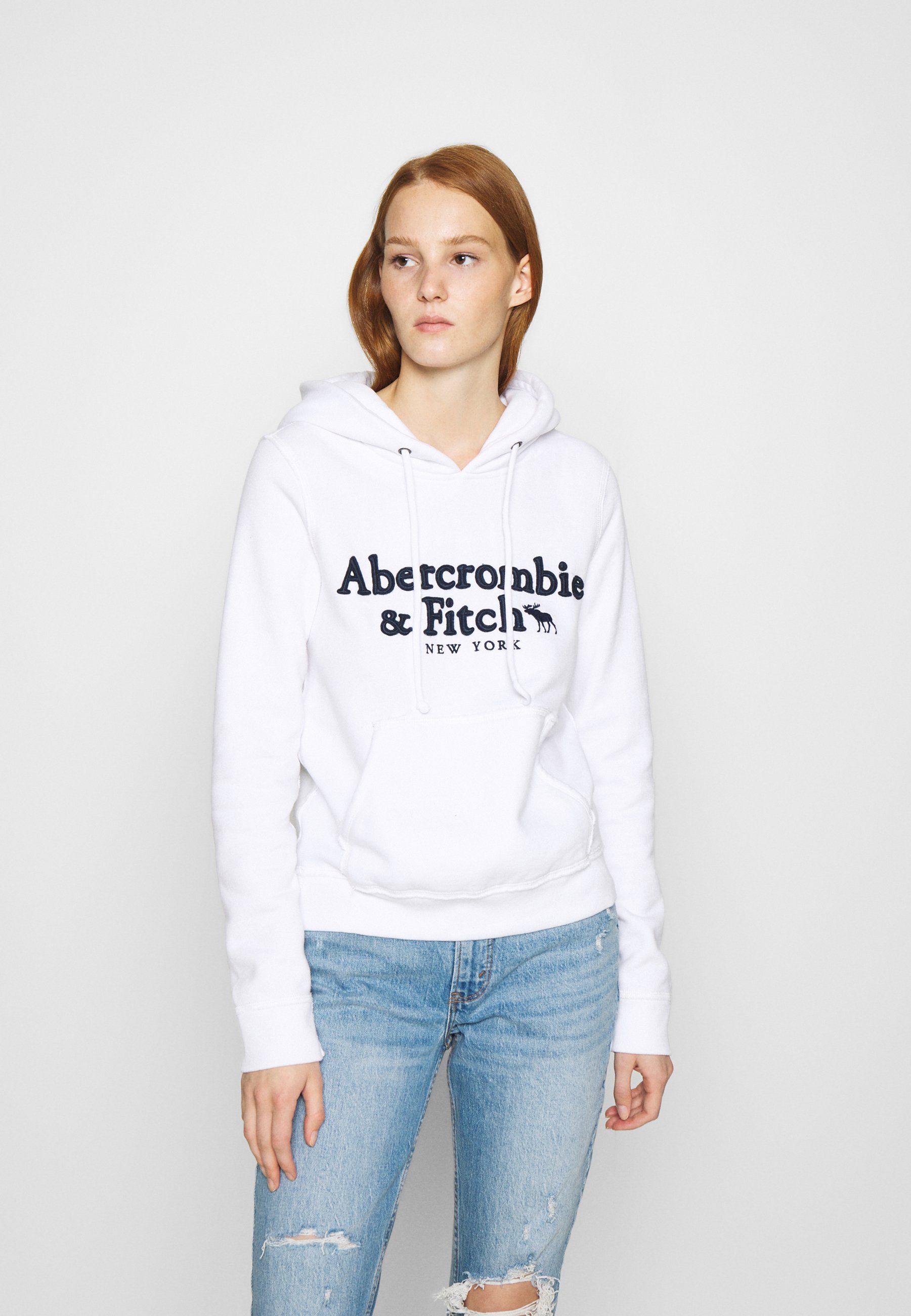 Abercrombie & Fitch HERITAGE LOGO POPOVER Hoodie white Abercrombie & Fitch CORE Hoodie white Zalando.nl