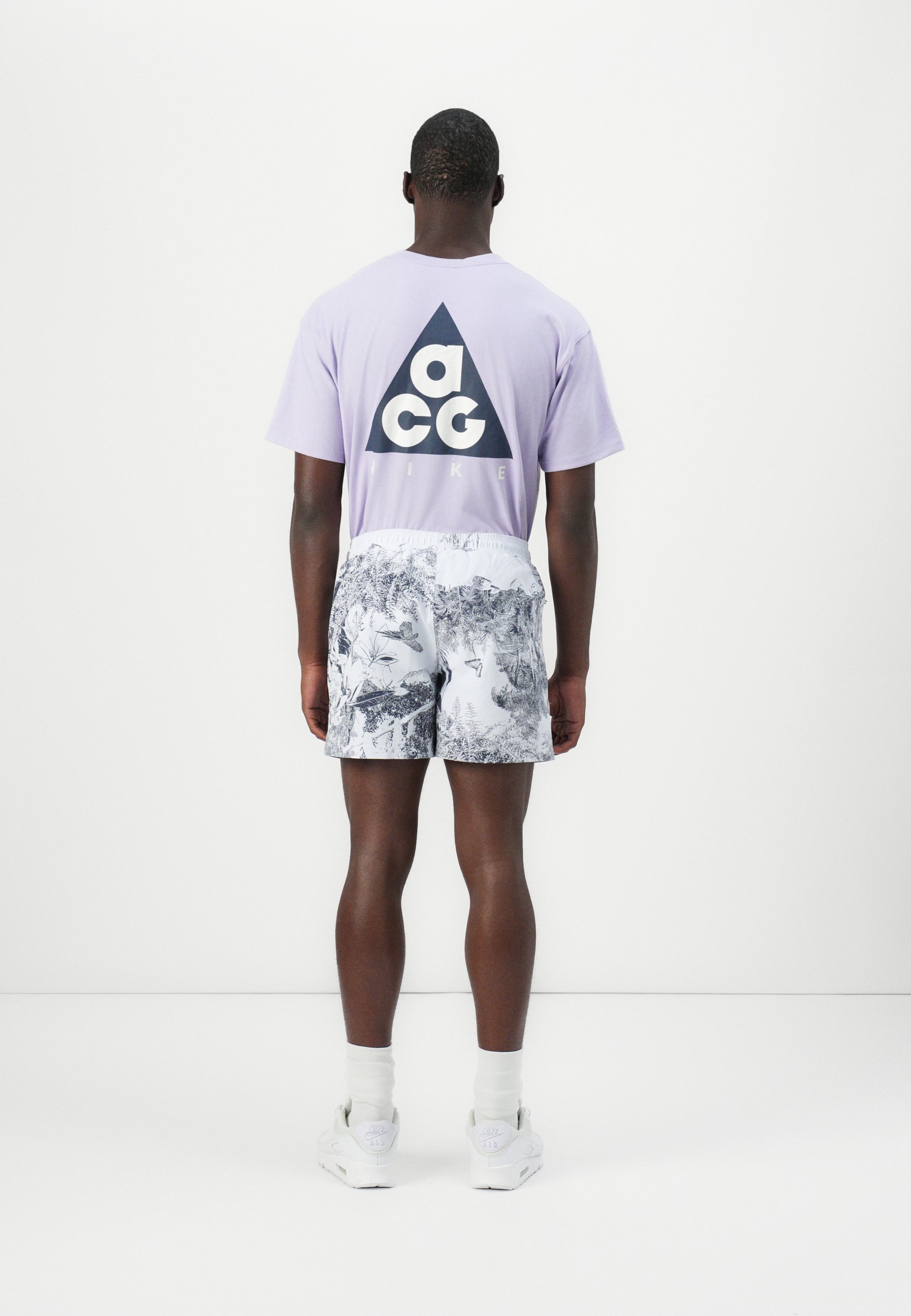 Nike ACG RESERVOIR GOAT SHORT - Shorts - football grey/thunder