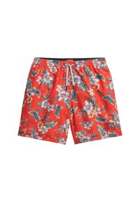 Bañador rojo con un patrón floral que incluye flores azules y blancas, cintura con cordón y logo en la parte inferior derecha de la pierna.