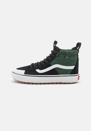 Vans SK8-HI MTE-2 UNISEX - Magas szárú edzőcipők - utility black/green