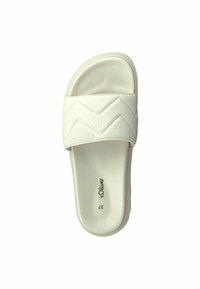 Sandale blanche à semelle plate avec un motif chevron matelassé sur la lanière, et nom de la marque embossé à l'intérieur. Taille 37.