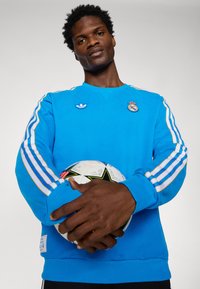 adidas Originals REAL MADRID ICON - Klupska odjeća - bluebird/white