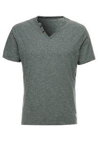 Męska koszulka z krótkim rękawem w heather gray z dekoltem w serek oraz dwoma brązowymi guzikami koło dekoltu, wykonana z miękkiej bawełnianej tkaniny.