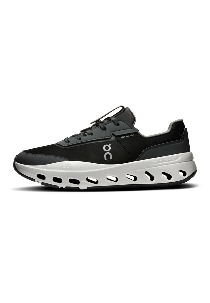 On THE ROGER WILDCARD - Trainers - black white