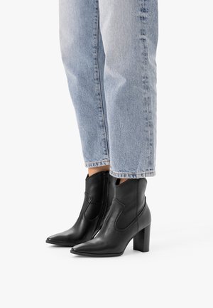 RYŁKO, A8VV1_T2 - Classic ankle boots - schwarz