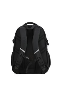 Zaino nero con pannello posteriore in rete, spallacci imbottiti, dettagli riflettenti e fibbie regolabili, dotato di un ampio scomparto principale.
