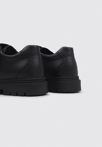 Pablosky Zapatos con cierre adhesivo - black