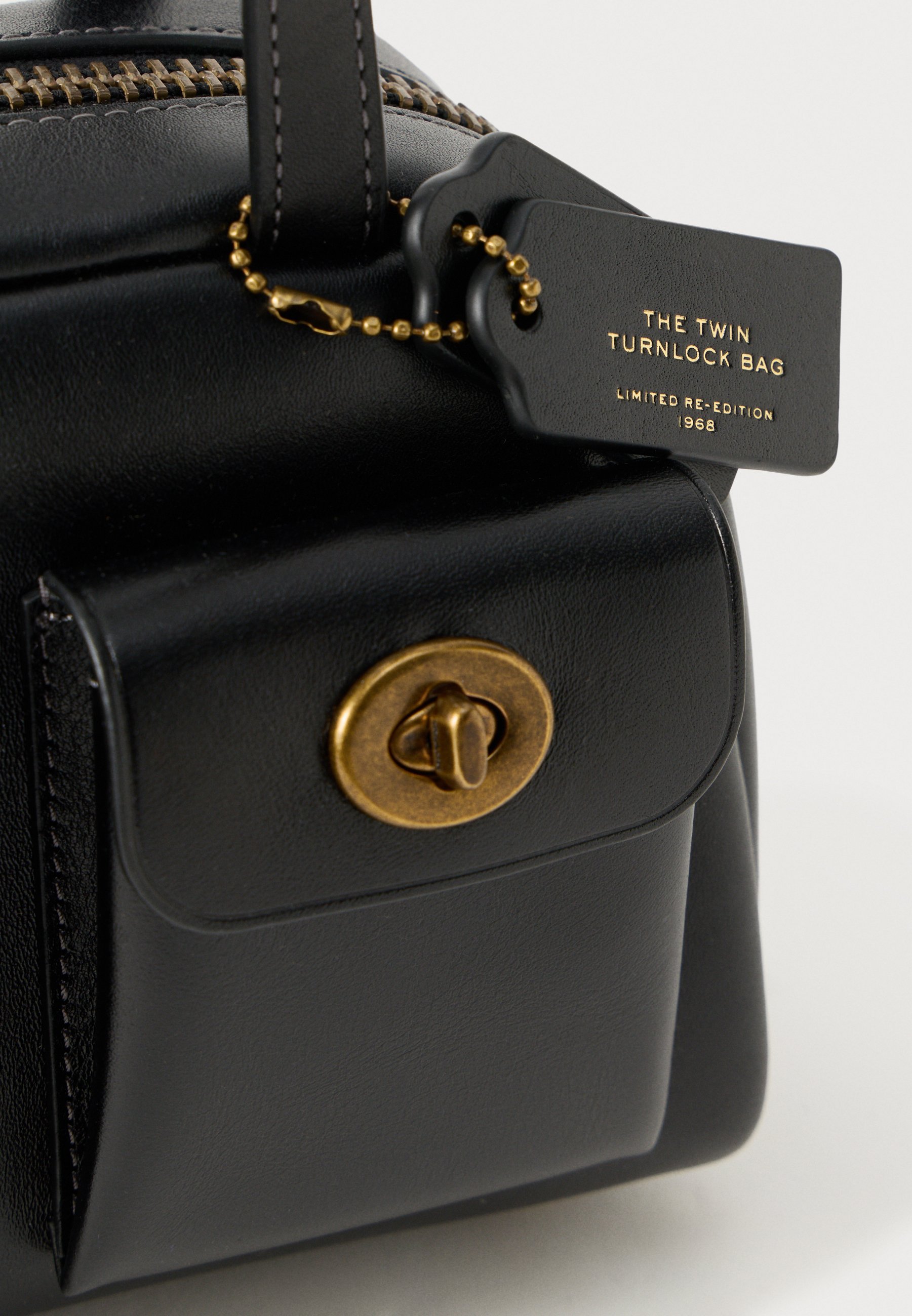 COACH TWIN TURNLOCK BAG 20 - Handbag - black - Zalando