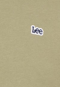 Lee PLAIN CREW SWS - Camisola - brindle green
