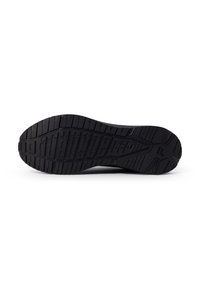 Schwarze Sportschuhsohle mit tiefen Profilen, strukturiertem Gummibereich und einem zentralen Rillendesign für erhöhte Traktion und Haltbarkeit.