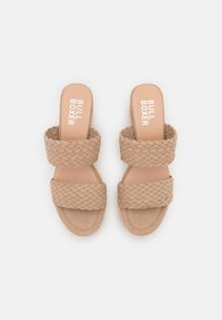 Bullboxer Heeled mules - beige