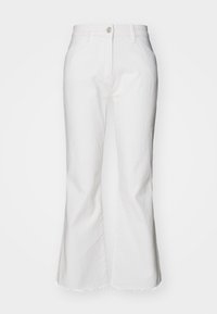 Jean flare blanc en denim avec un ourlet brut. Doté d'une fermeture à bouton et de poches avant. Design classique avec une coupe moderne.