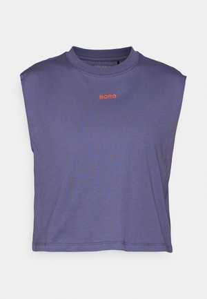 T-shirt cropped sans manches de couleur violette, fabriqué en tissu doux, avec un col rond et le mot "BORO" en lettres oranges sur le devant.
