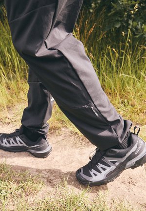 Salomon X ULTRA 360 GORE TEX - Hiking shoes - black/magnet/quiet shade