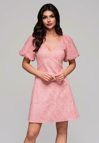 Non sélectionné, pink