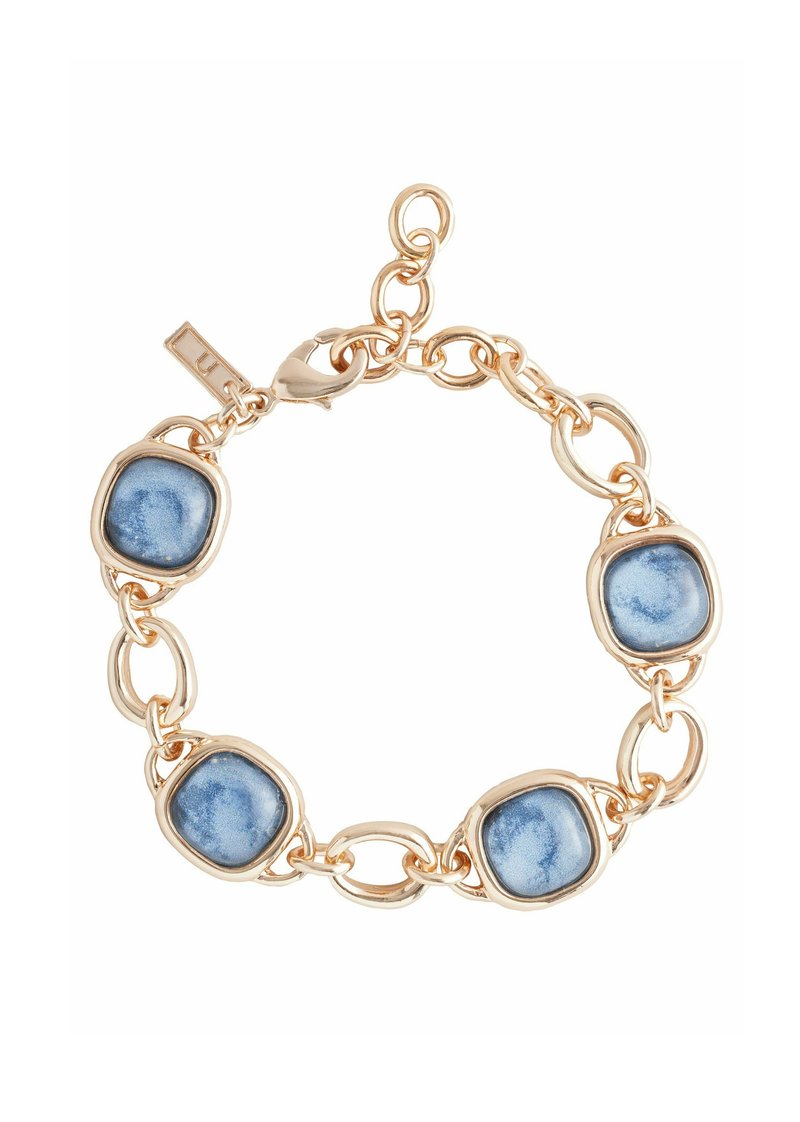 Bracelet en métal doré avec des accents en émail bleu en forme de carré et des maillons ovales. Fermoir avec une étiquette attachée pour la fixation.