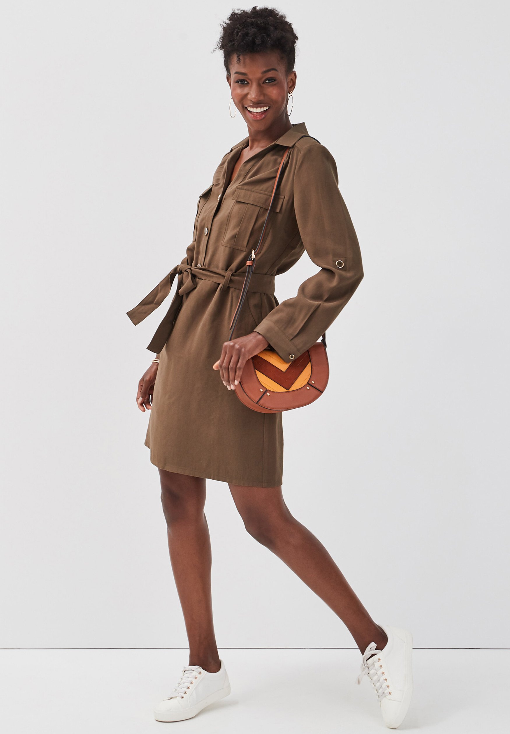 robe cache cache kaki