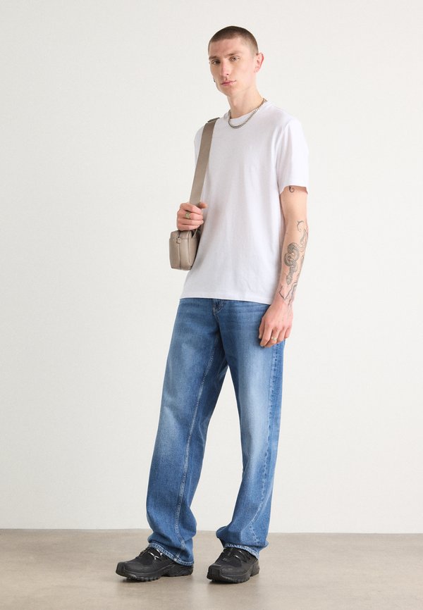 SMOOTH SOLID TEE - Basic T-shirt4