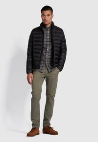 Farah FRASER SLIM FIT CHECK SHIRT - Shirt - charcoal