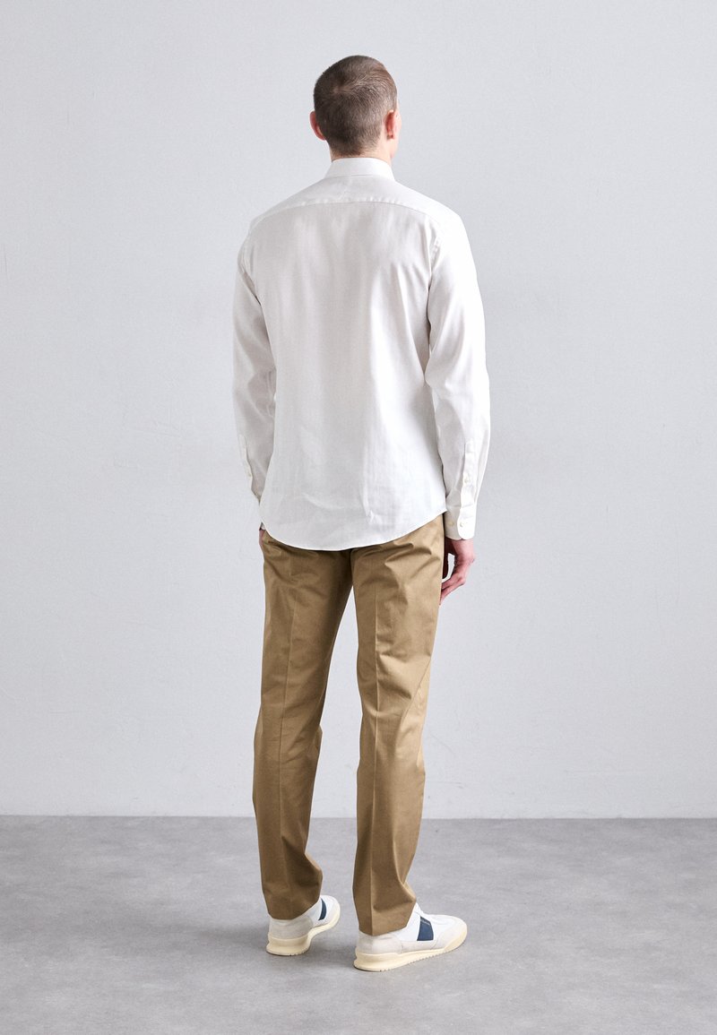 Pajarita De Seda Beige Con Lunares | ¡En Stock