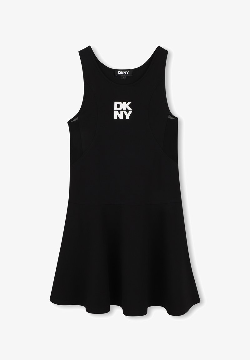 Robe noire sans manches avec une jupe évasée. En tissu lisse, avec un logo DKNY blanc sur le devant. Encolure arrondie, design minimaliste.