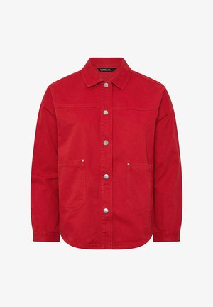 Veste en coton rouge avec boutons-pression argentés, deux poches avant, manches longues et col pointu.