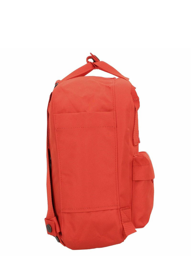 lululemon educator bag Lululemon Red Educator Belt Bag Employee Logo! RARE! Excellent Condition!