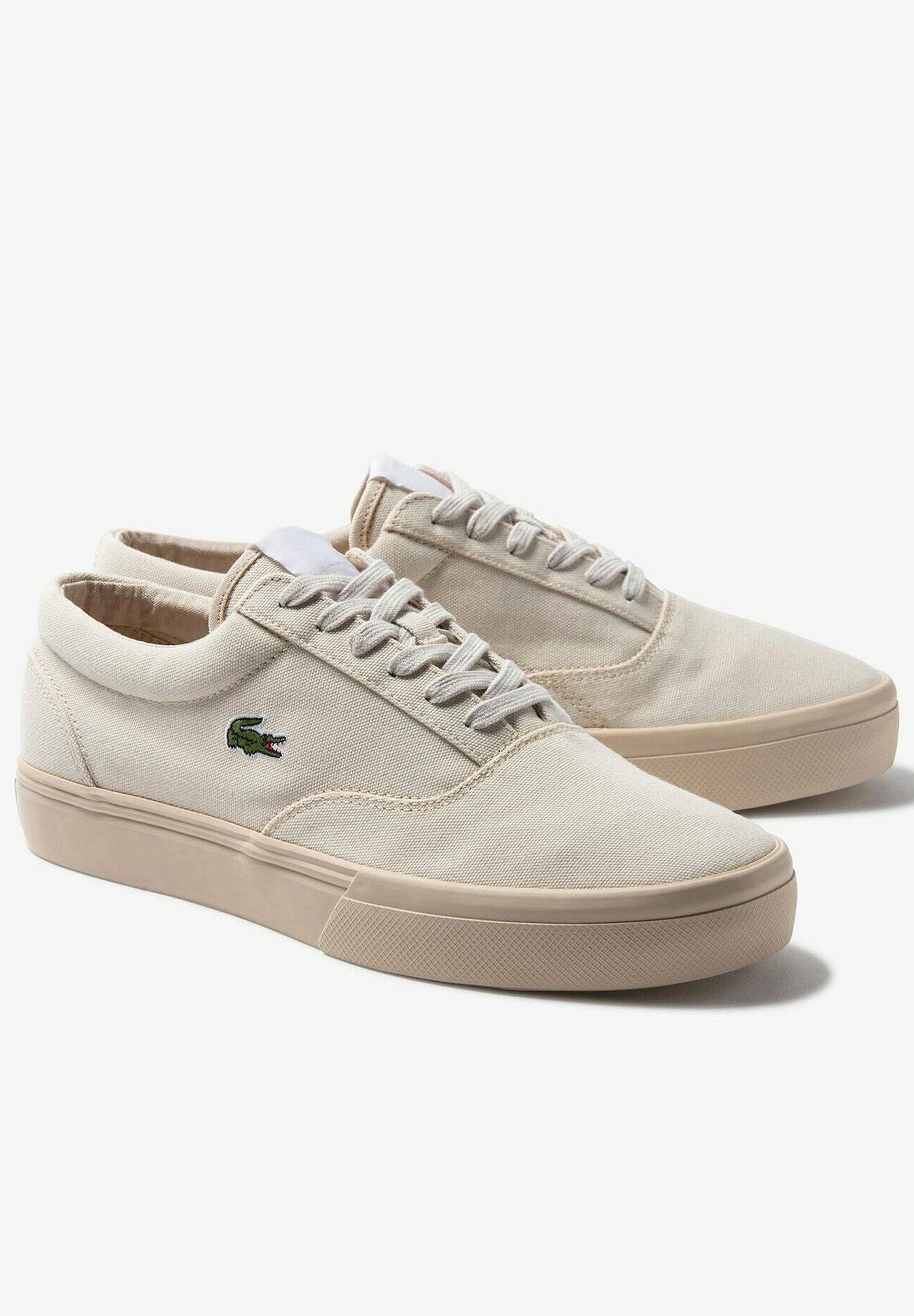 lacoste trainers tan