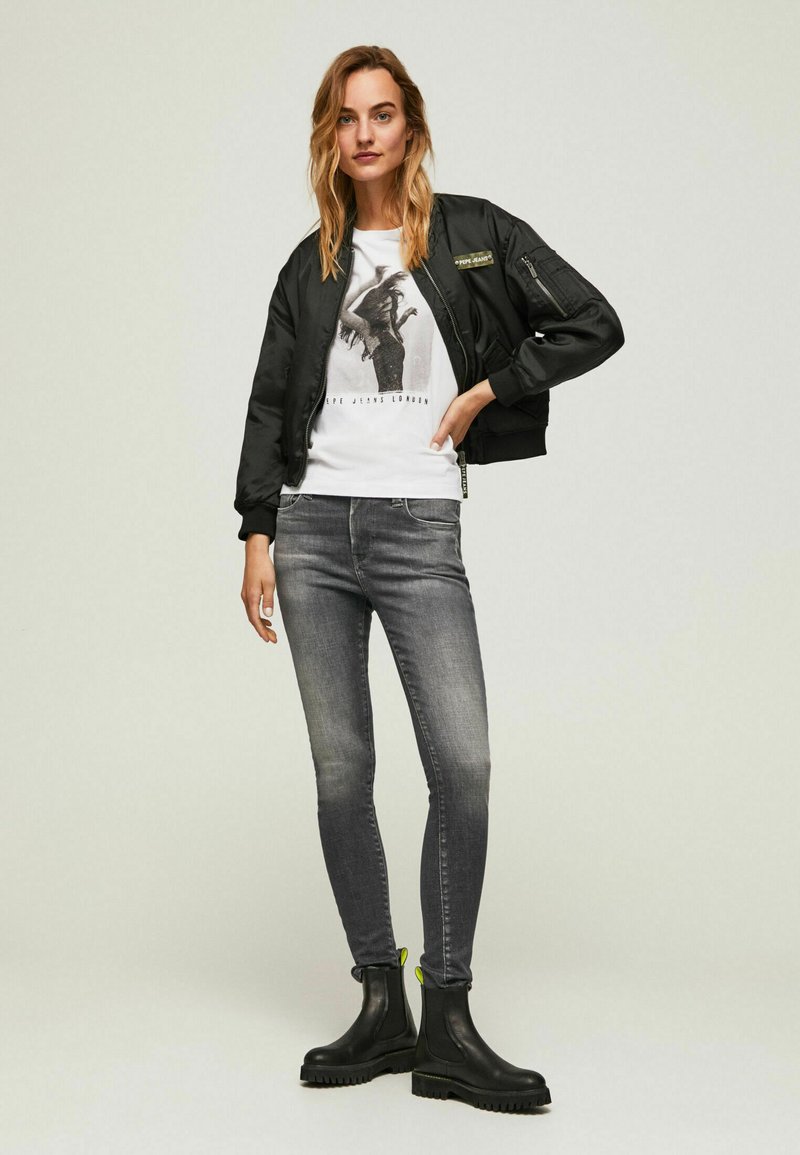 Pepe Jeans Slim fit jeans blauw denim/bluedenim Pepe Jeans Slim fit jeans blauw denim/bluedenim