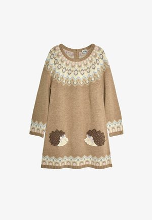 Ruskea neulottu mekko pyöreällä kauluksella. Sisältää siili-applikaatioita ja värikkään kuviollisen kaarrokkeen. Pitkät hihat kuviollisilla hiharesoreilla.