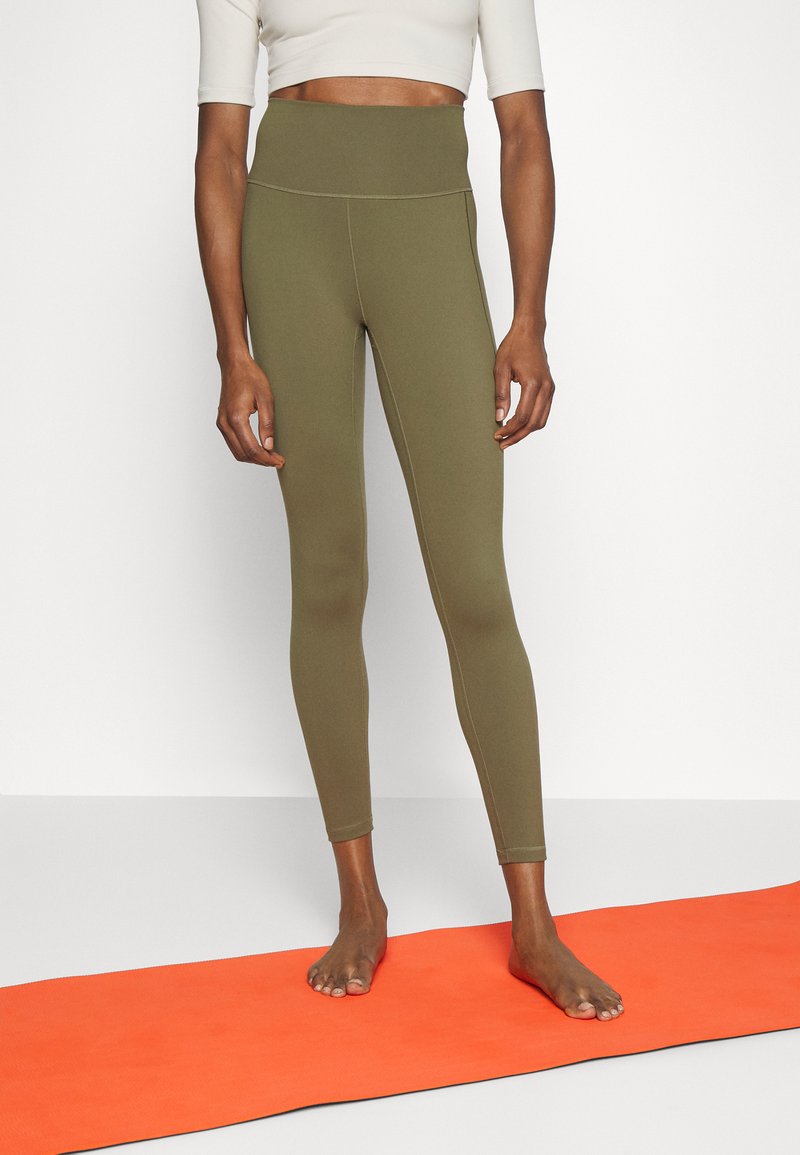 adidas Performance YOGA STUDIO Leggings olive strata/olive ZALANDO.FR
