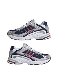 adidas Originals RESPONSE CL UNISEX - Športni copati - night indigobetter scarlet ftwr white