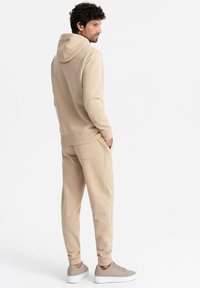 Ombre SET - Trainingsanzug - beige