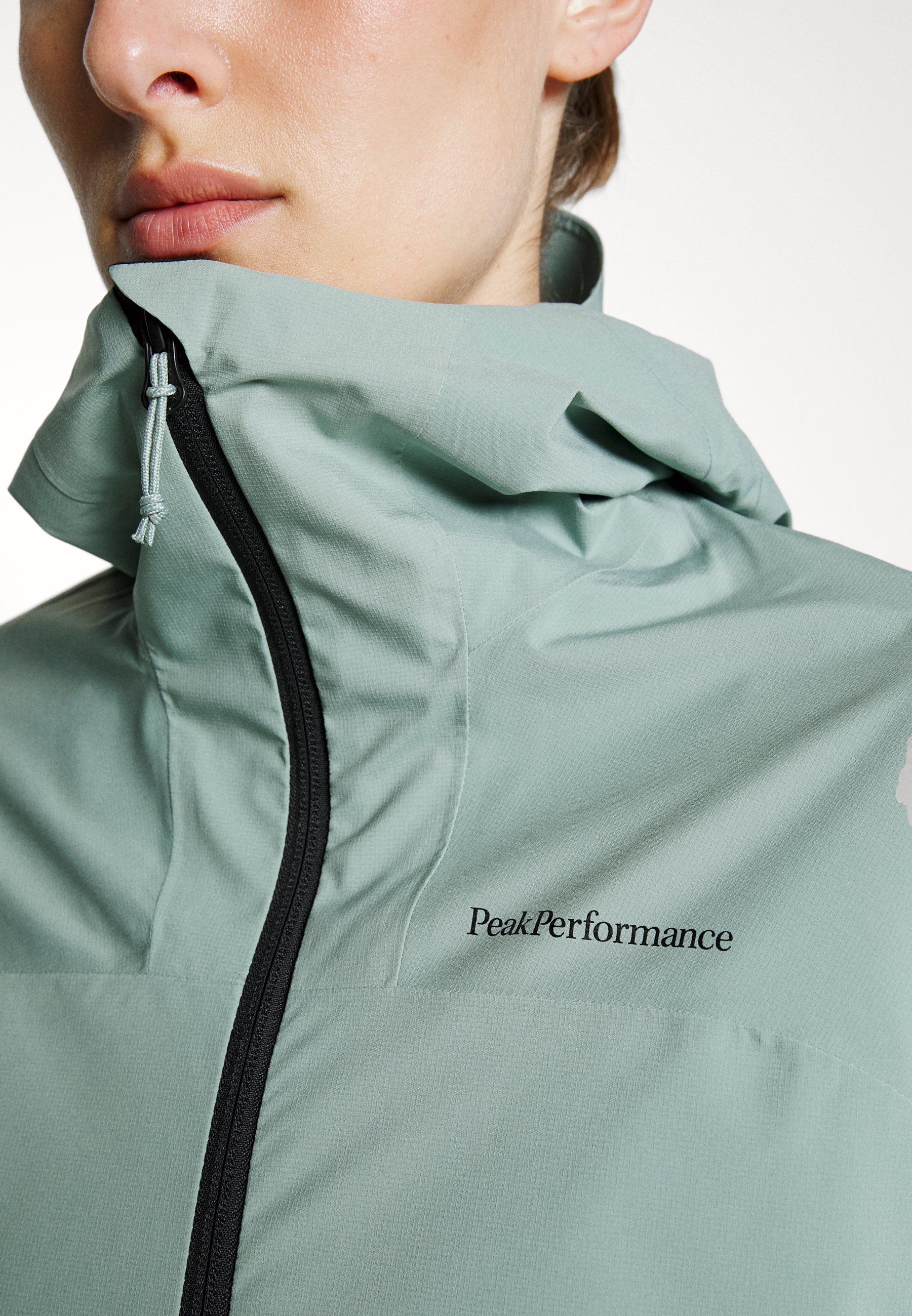 peak performance nightbreak jacket dam