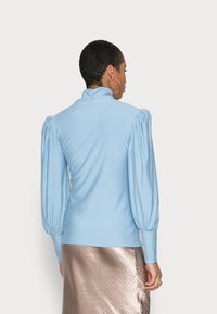 Gestuz RIFA KNOT BLOUSE - Camisola de manga comprida - glacier lake