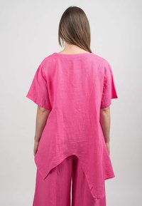 Dalle Piane Cashmere ASYMMETRICAL  - Tunica - fuxia